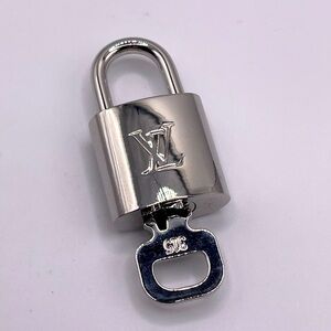 Louis Vuitton- RARE Silver authentic Lock and Key - #315